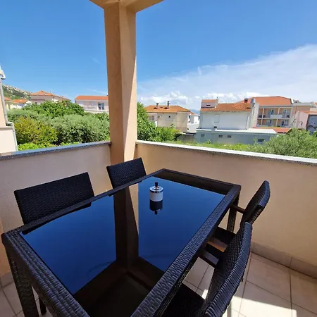 Apartment Jozic *