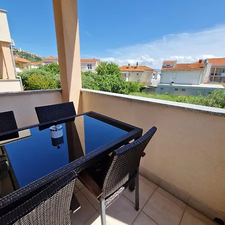Jozic Apartament *