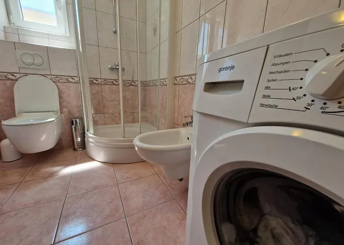 Jozic アパート *